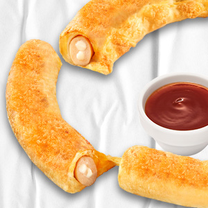 Nothing but stuffed crust, Cheesy Suasage Crust with ketchup!